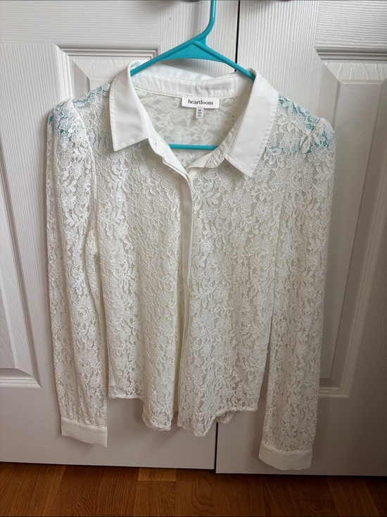 Heartloom Tops - Heartloom Cream Lace Button-Down Shirt with White Collar